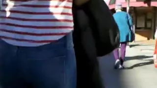 BootyCruise: Chinatown MILF Cam