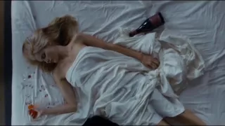 Isabel Lucas, Rachael Taylor and Dora Madison Burge - The Loft (2014)