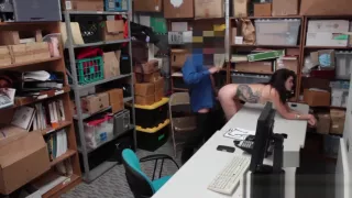 Hot Cutie approached the wrong shop