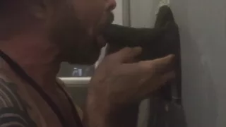 Philadelphia Gloryhole Services Black Chub 215-817-5253