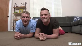 Muscle Bottom Arsch zum Mund und Cumshot