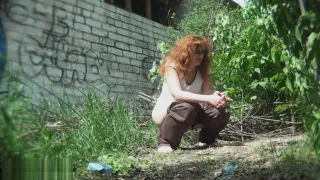 Outddor Voyeur Public Peeing Girls 4