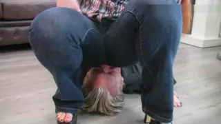 Redhead Jeansit her slave