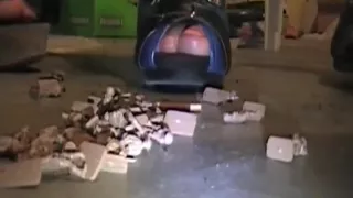 Giantesses Trample and Grinds on Army.