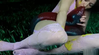 AdalynnX - Giant Gummy Snake Attack!