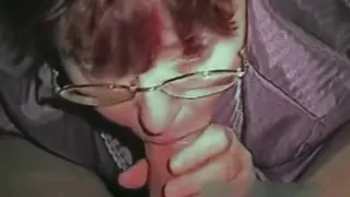 Sucking cock for an oral creaampie