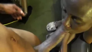 Sexy Black Girlfriend Knows How To Use Her Booty !