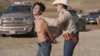 India Menuez and Roberta Colindrez - I Love Dick - S01E06