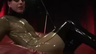 Latex mistress play