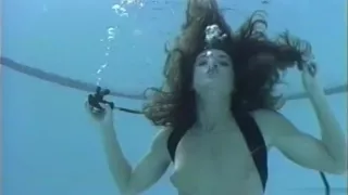 Bridgette underwater