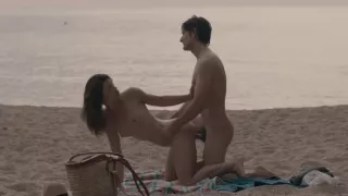 El Chico De La Playa Nudista