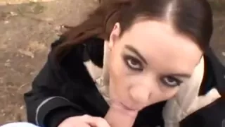 Mind-blowing Outdoor Oral-job
