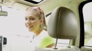 Lez Teens Show Outdoors