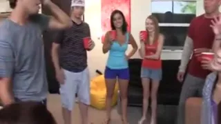 Hotty Gives A Head Before Getting Nailed Doggy Position