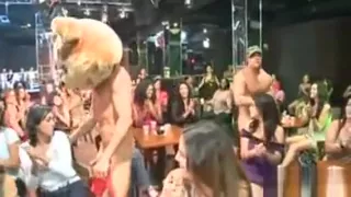 Yong Beautiful Gals Fucking One Lad