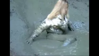 Sasja in muddy white thigh boots (part 2)!!!