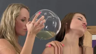 Lick her fresh pee from my dripping toes