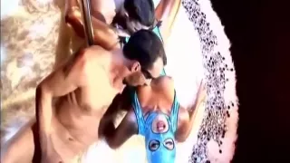 Making Ash Hollywood Cum with Bondage