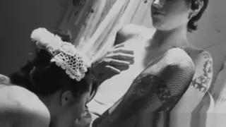 Retro Strumpfhosen Lesbian Dom Asian Babe