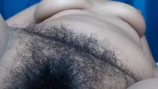 Huge Butt Woman Has One Furry Cunt Really