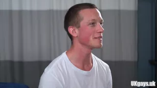 Heißer schwuler Rimjob und Cumshot