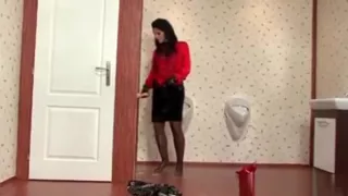 Classy Secretary Babe Sucking Dick