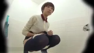 Japanese Ho Pee In Toilet