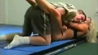 Mixed Wrestling Fbb Christine Fetzer Bodybuilder Scissors