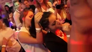 Wacky Girls Get Totally Fierce And Naked At Hardcore Party