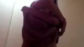 Delhi bhabhi dancing in bathroom