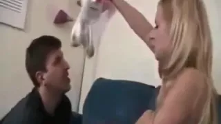 Nicole footworship (sneakers, socks and barefeet)