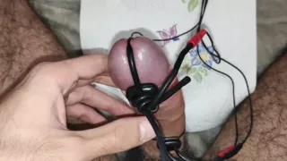 teen cums hands free estim electro cumshot
