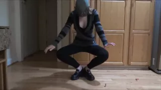 Cinnamon Bun Smashing