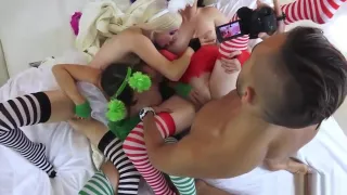 Alien Babes From Another Planet Fucked By A Long Flesh Stick