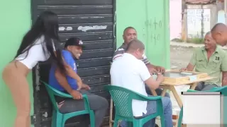 100 Ball Grabs (funny Social Experiment)