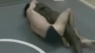 Don't be afraid to lose to a girl 3 . He submits to superior sex