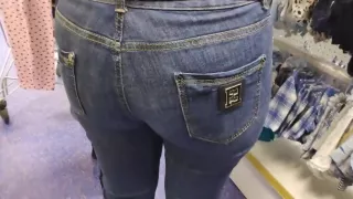 Two big asses milfs in tight jeans