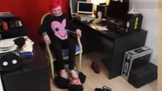 Under Suzy's stinky feet