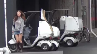 Kinky Babes Spray Piss