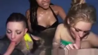 Real Hot Pornstar Sluts Pool Group Sex