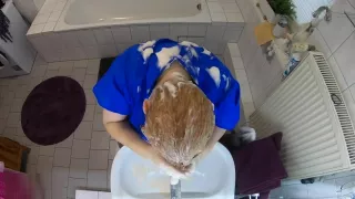 Haare Waschen Und Shampoonieren - 35
