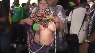 Sexy amateur chicks posing in front of camera