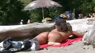Beach Voyeur