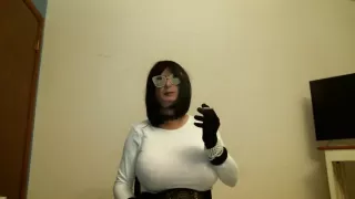 smokins with new wig (non nude)
