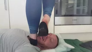 bbw Face Trampling