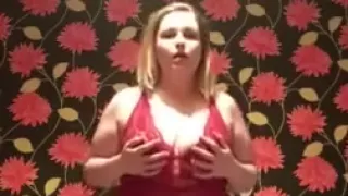 Curvy Amateur Rides Big Dildo