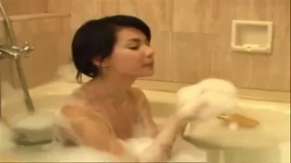 Maria Ozawa sexy striptease strip tease