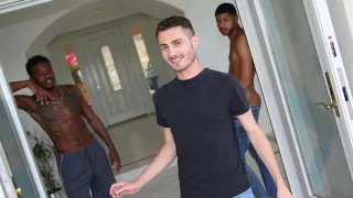 Robbie Caruso, Knockout & Leon Redd - DogFartNetwork