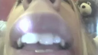 Mouthcam Angelina