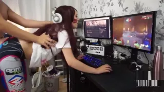 Teen Gamer Girl Gets a Creampie